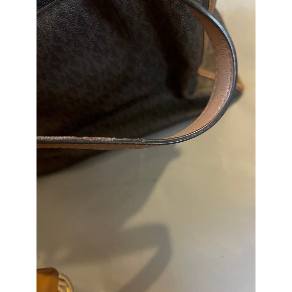 MICHAEL Michael Kors Darien Medium Logo Tote - Picture 10 of 12